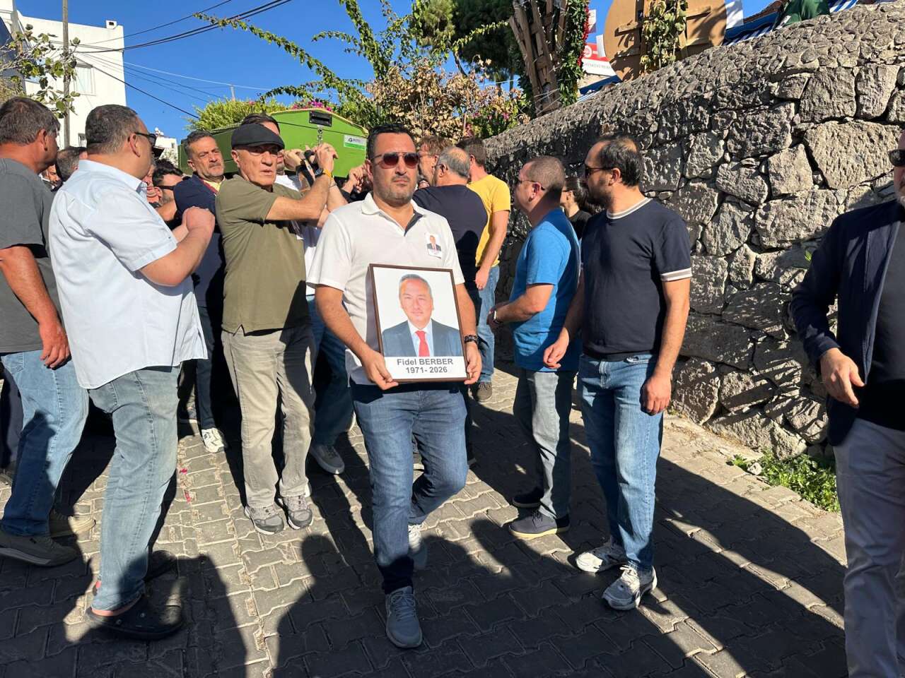 Ahmet Aras’ın Kuzeni, Emre Fidel Berber Ortakent’te Son Yolculuğuna Uğurlandı 1